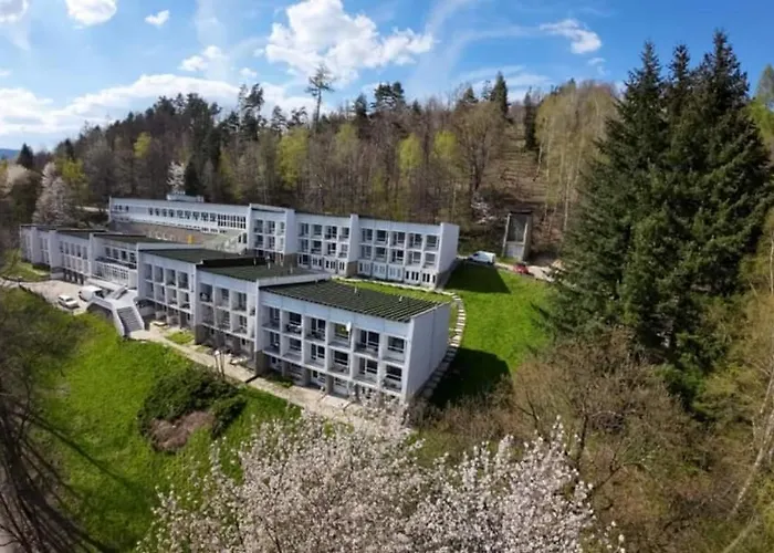 شقة Maly أوسترون